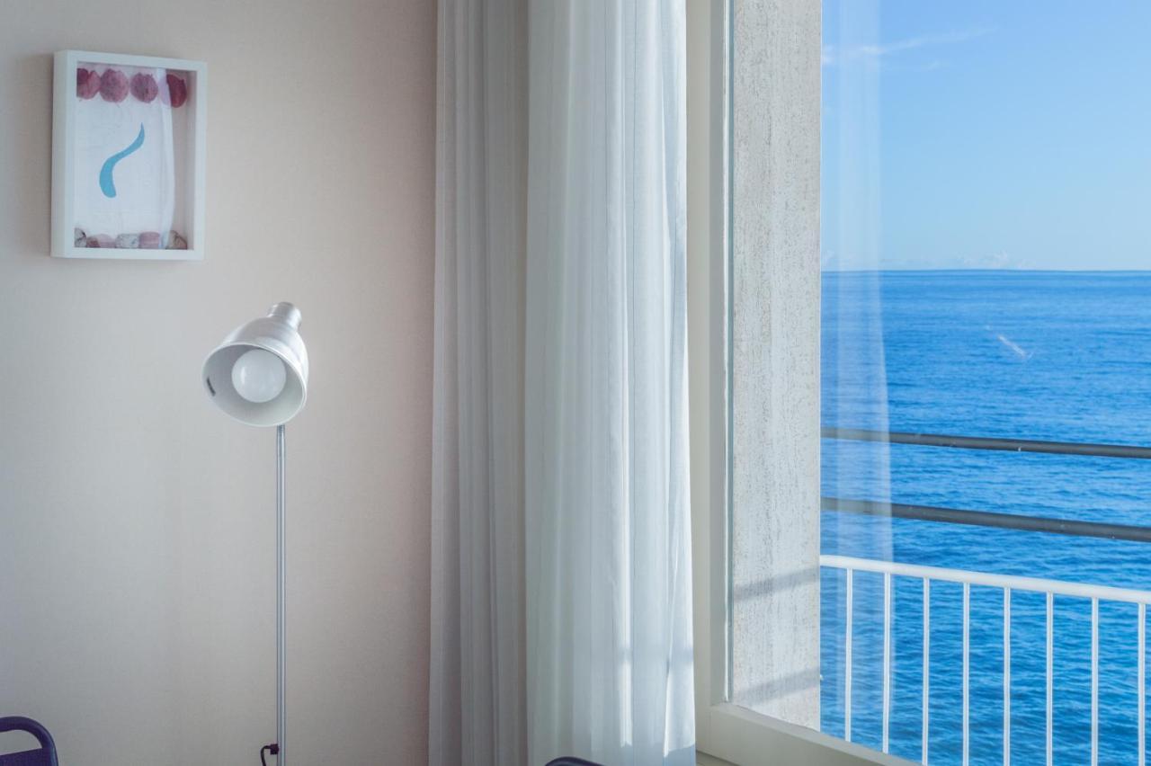 La Finestra Sul Mare Appartement Ospedaletti Buitenkant foto